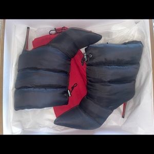 Authentic Christian Louboutin booties, Astro Pointue 85 Tissu Doudoune (Black)